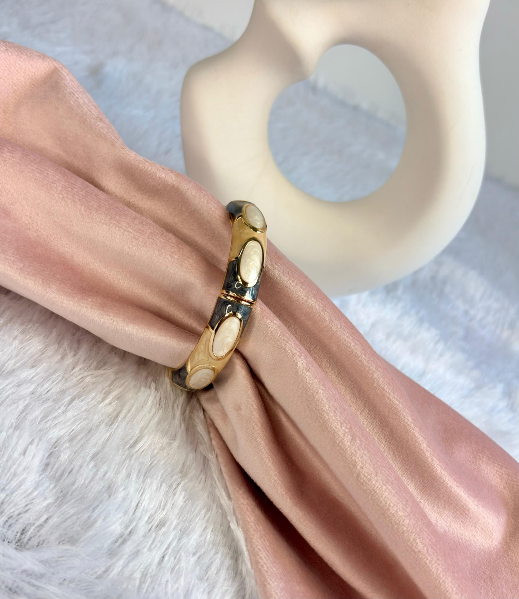 Grey & Ivory Oval Enamel Kada