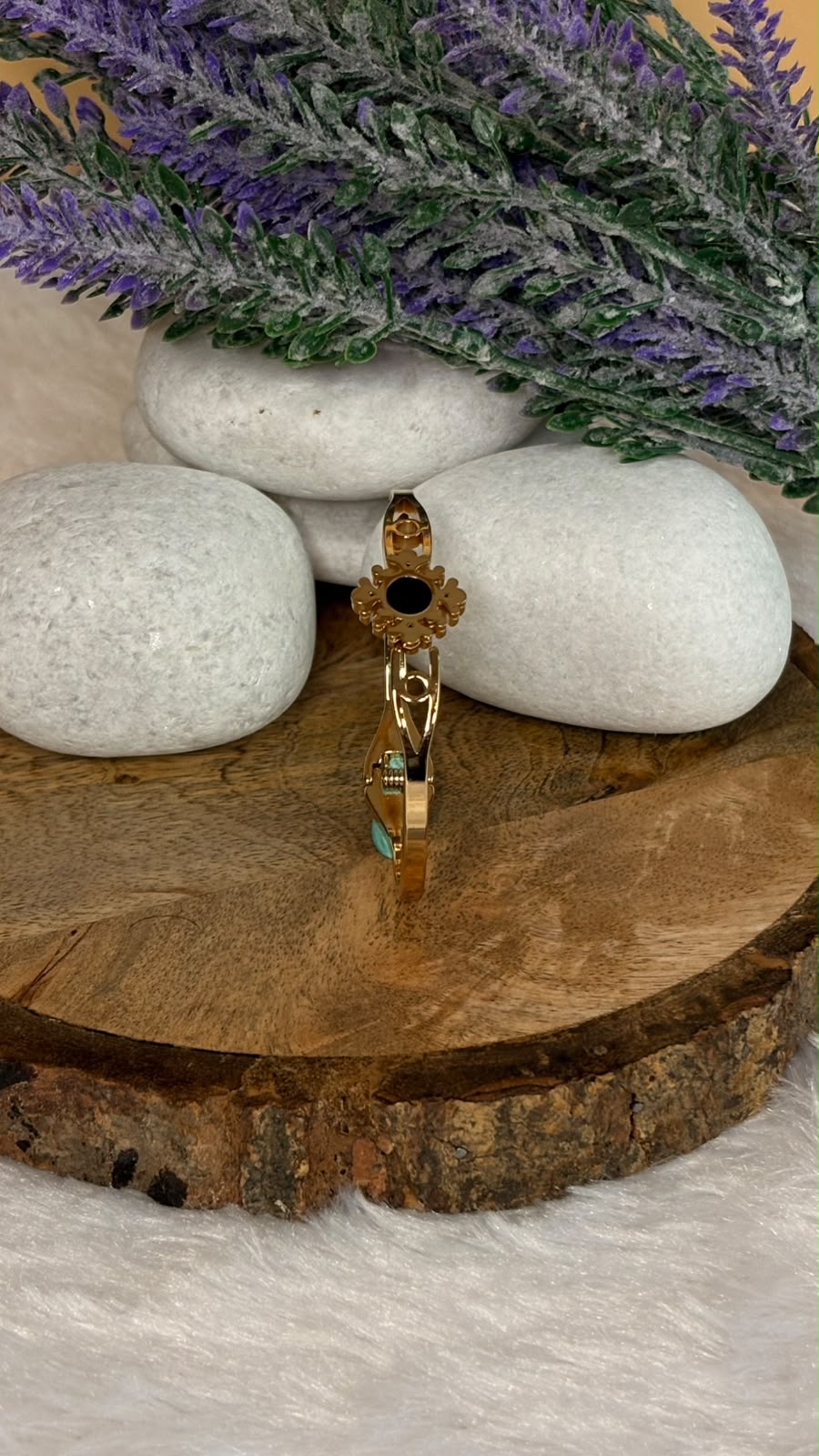 Floral Onyx Medallion Baby Kada