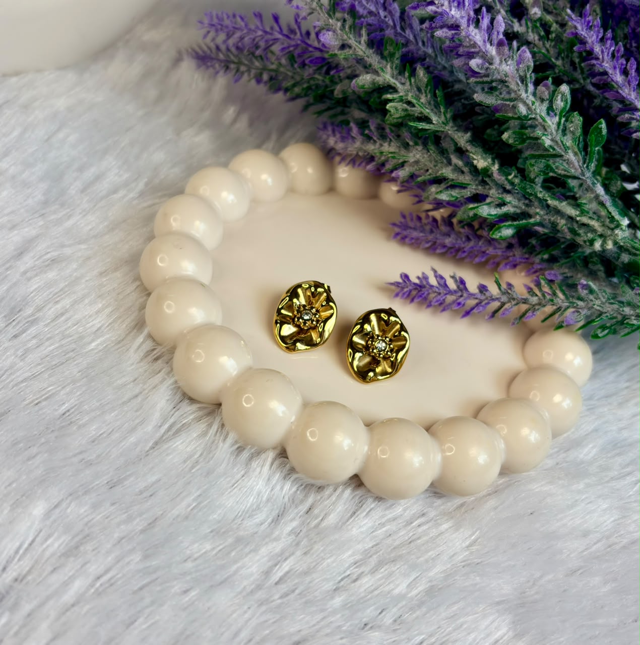 Molten Floral Oval Studs