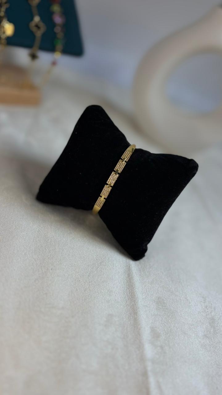 Pavé Plaque Link Kada