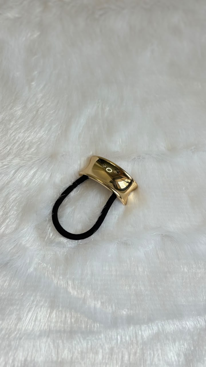 Polished Gold Cuff Hair Tie